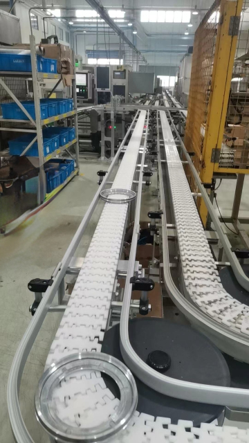Flexible Conveyor for Easy Installation and Mobility /Flexible Top Chain