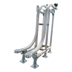 Juxin Flexible Plastic Cleat Chain Gripper Wedge Conveyor for Bottle & Box Dilivery