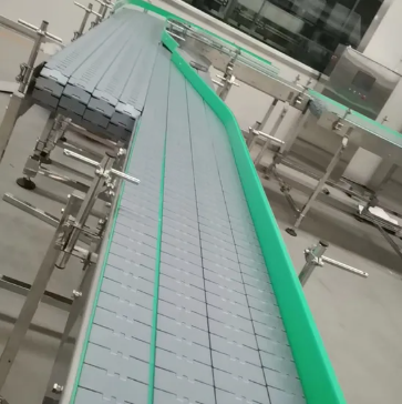 The Modular Belt Conveyor for Food & Bverage Industry