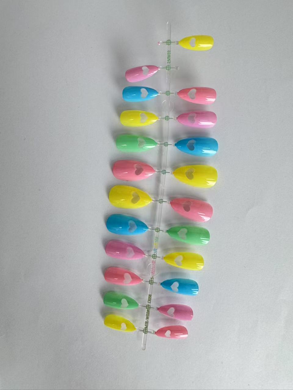 Fake Nail