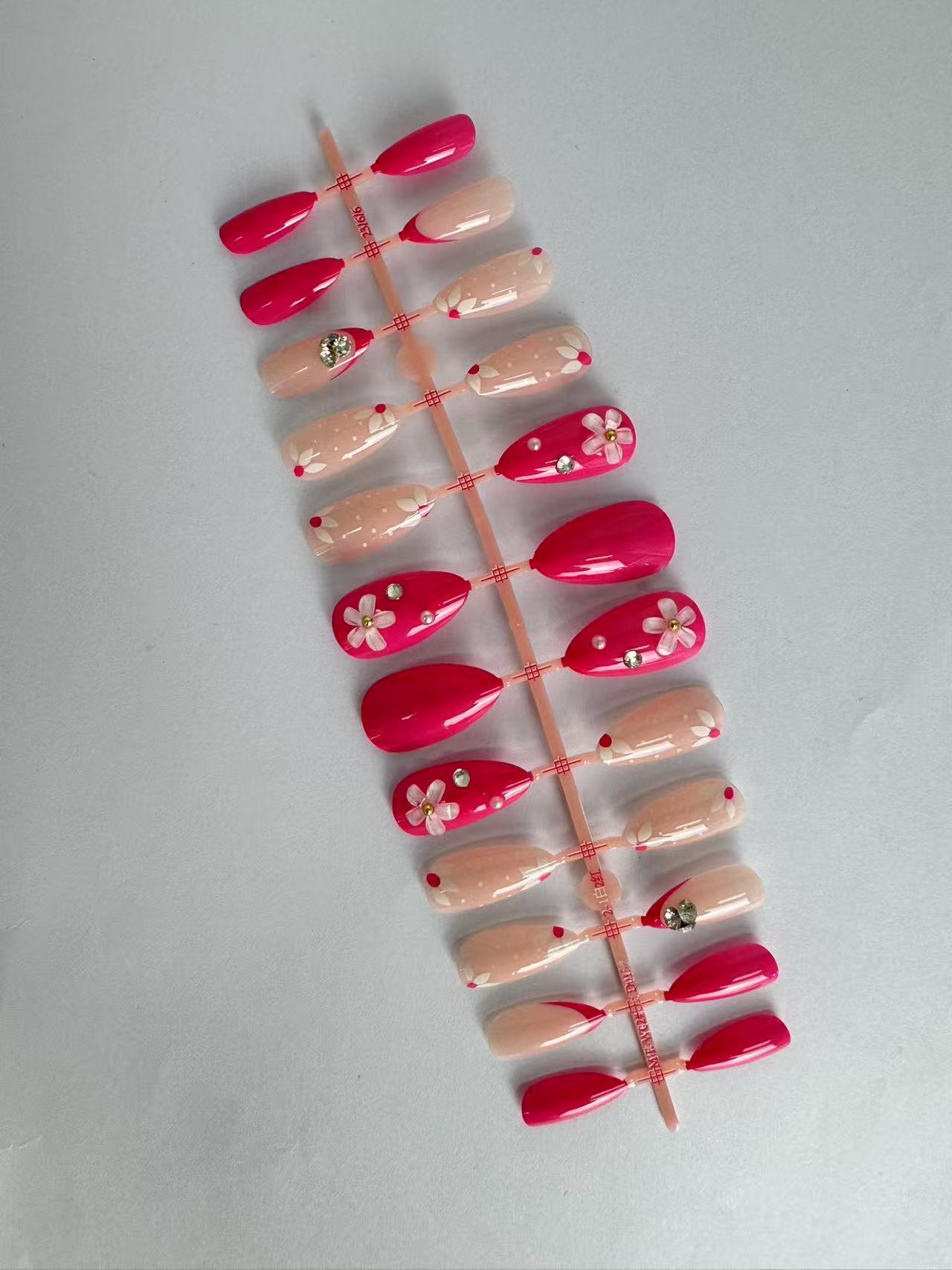 Fake Nail