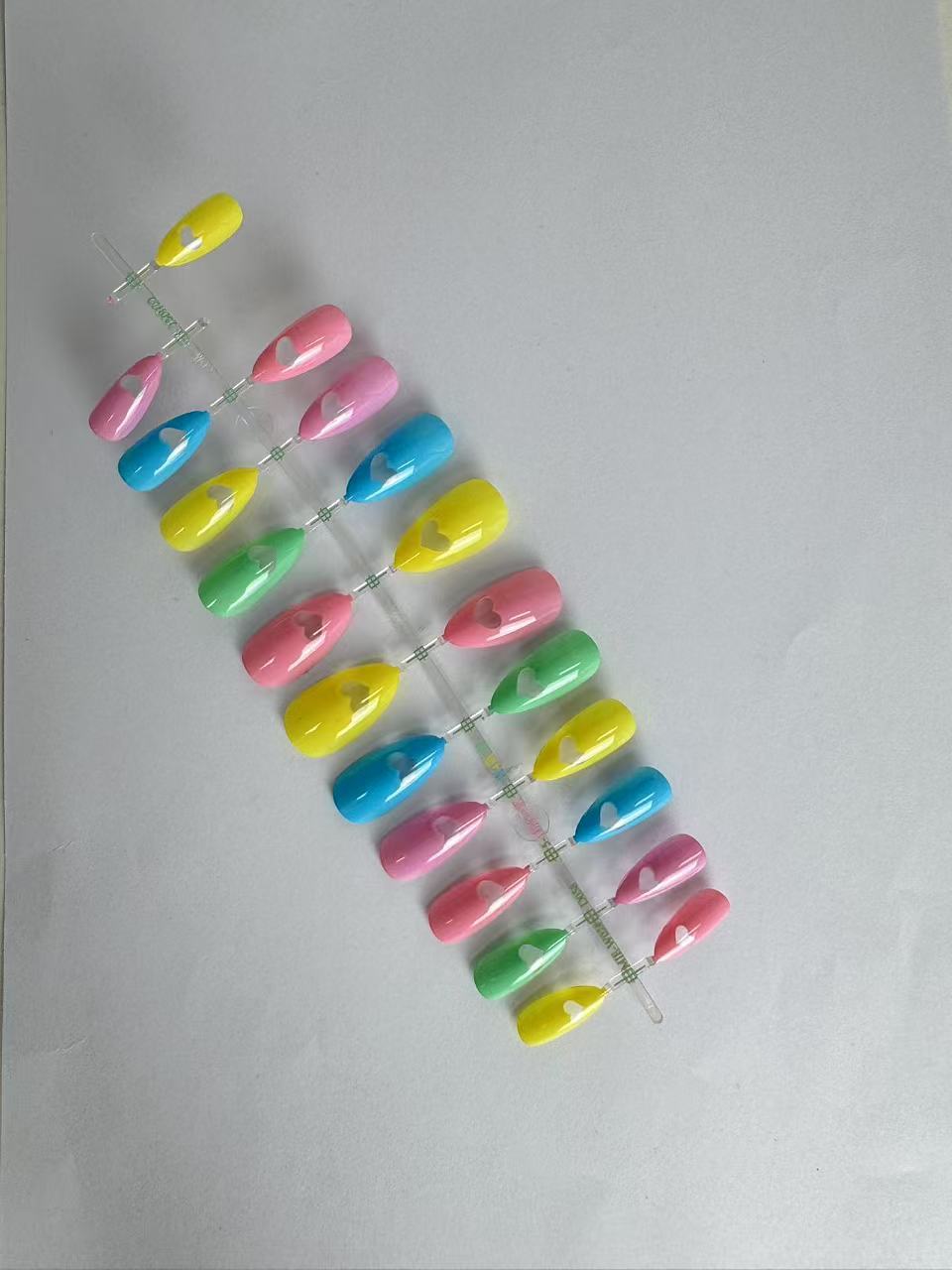 Fake Nail