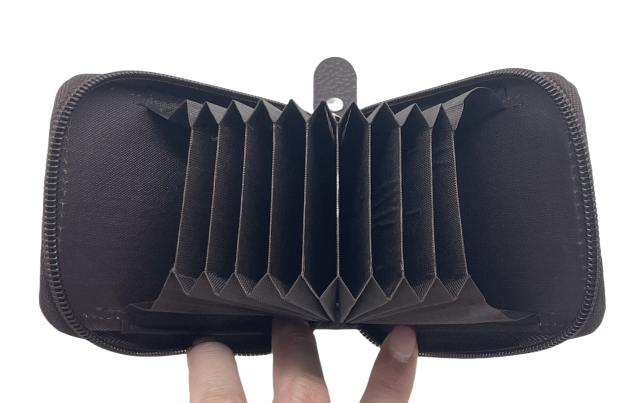 Lychee Pattern Card Holder