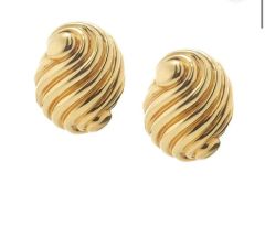 Vintage Oval Stud Earrings