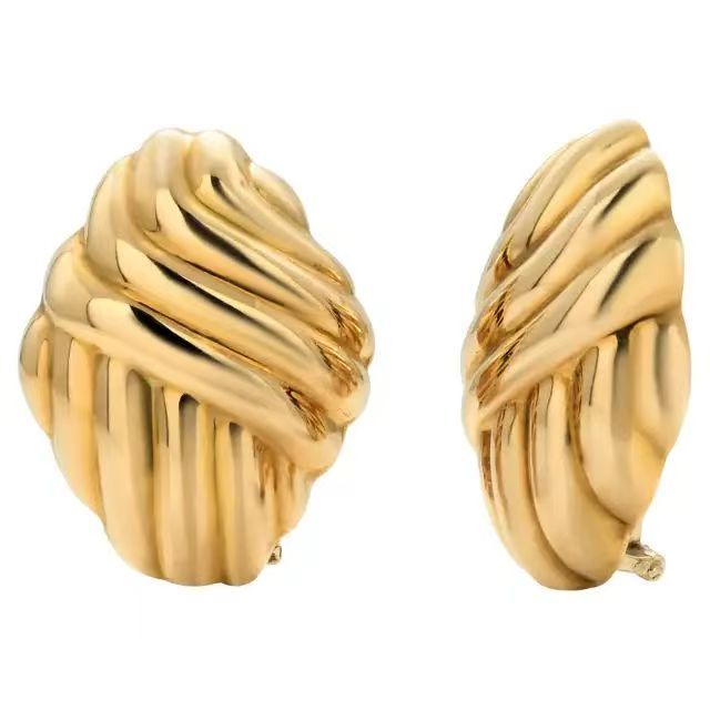 Vintage Oval Stud Earrings