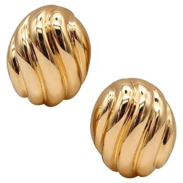 Vintage Oval Stud Earrings