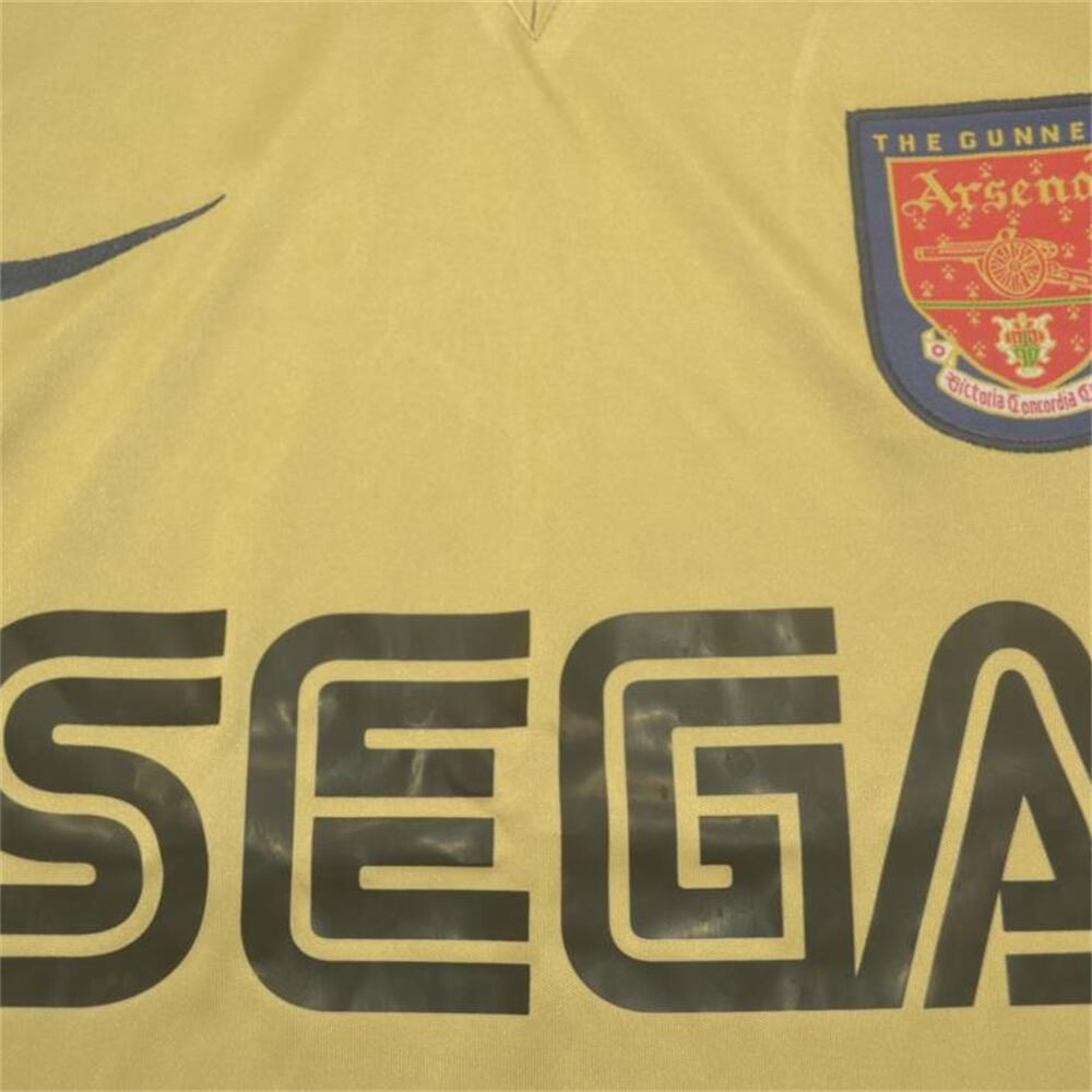 Arsenal 2001/02 Away