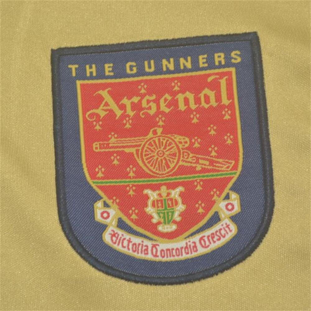 Arsenal 2001/02 Away
