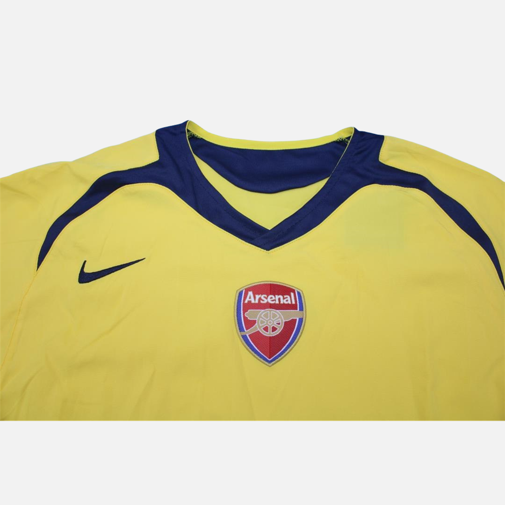 Arsenal 2005/06 Away