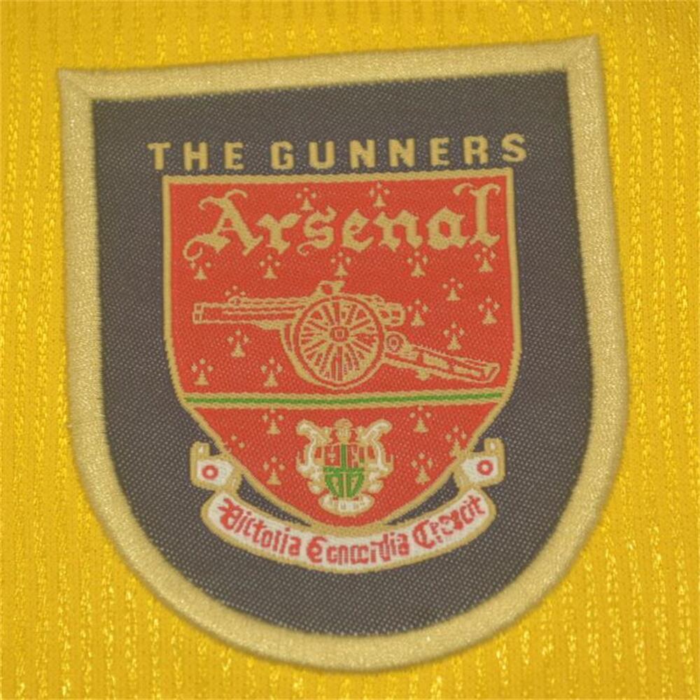 Arsenal 2000/01 Away
