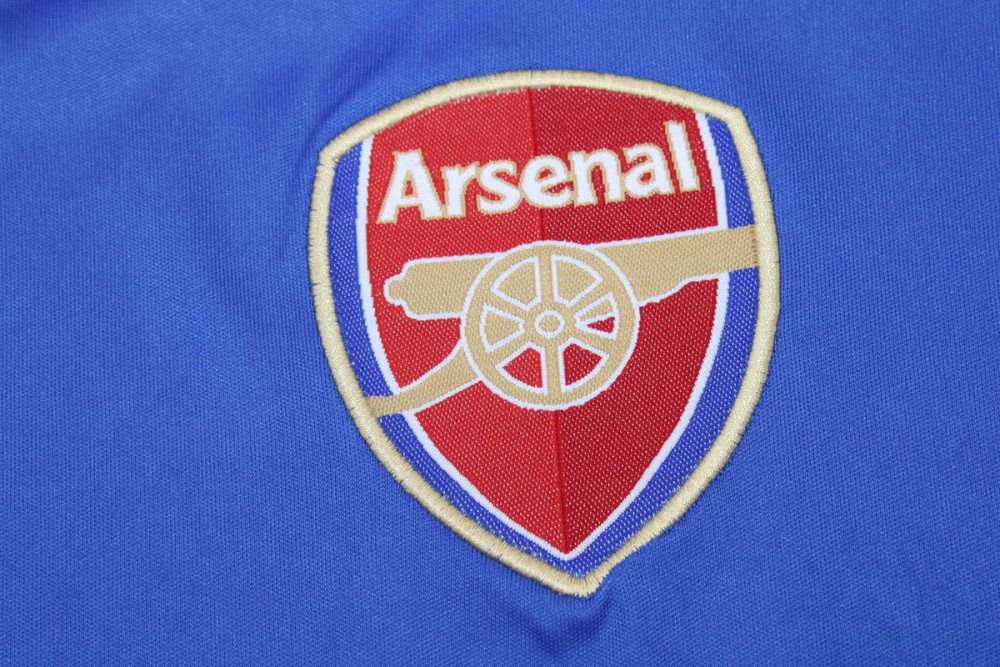 Arsenal 2004/05 Away