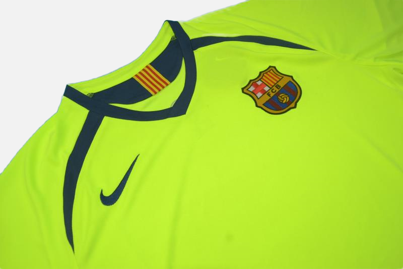Barcelona 2005/06 Away