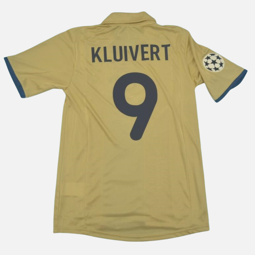 Barcelona 2001/02 Away