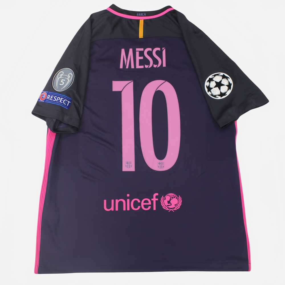 Barcelona 2016/17 Away