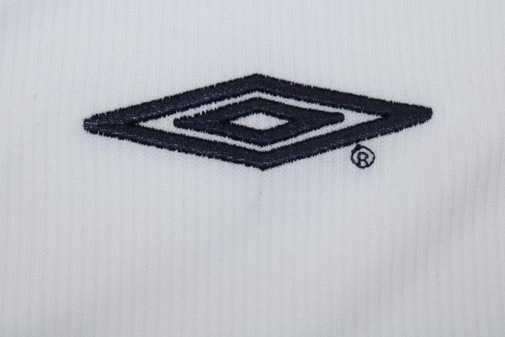 Manchester United 1999/00 Away