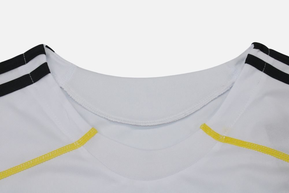 Real Madrid 2009/10 Home