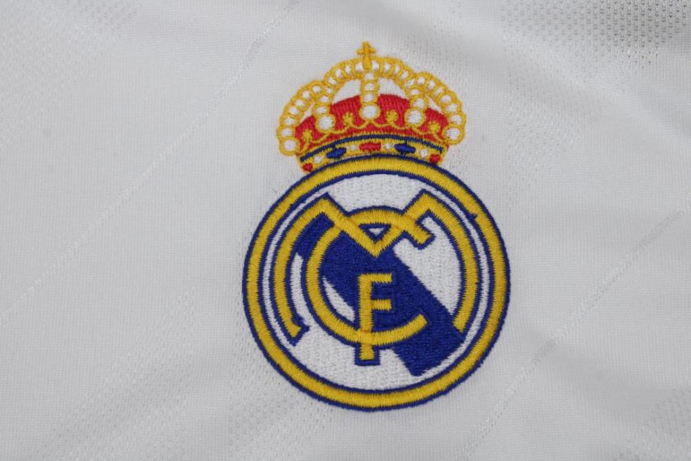 Real Madrid 2017/18 Home