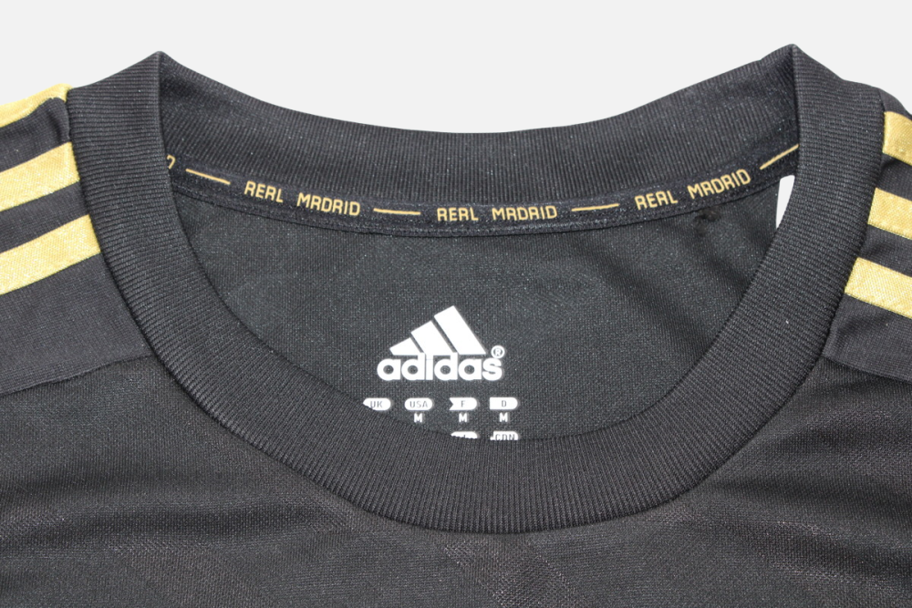 Real Madrid 2011/12 Away