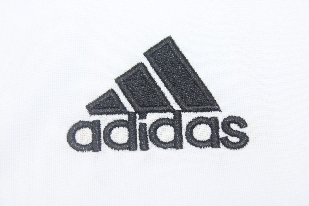 Real Madrid 2009/10 Home