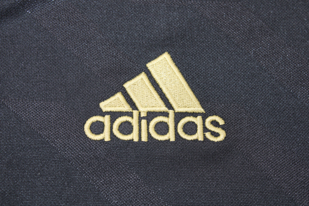 Real Madrid 2011/12 Away