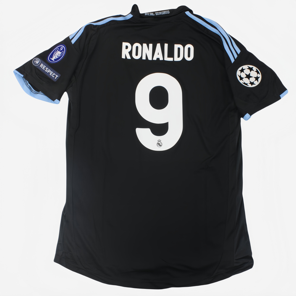 Real Madrid 2009/10 Away