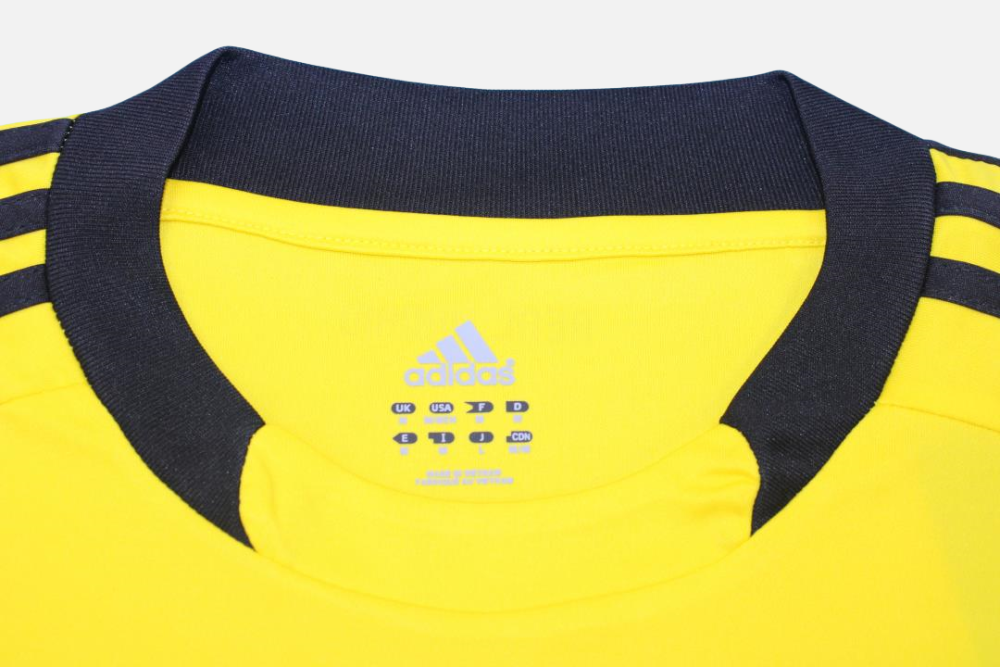 Real Madrid 2011/12 Yellow Goalkeeper