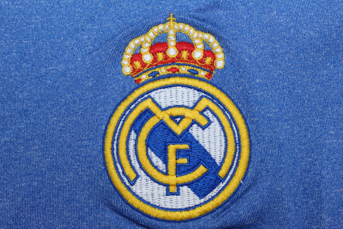 Real Madrid 2013/14 Away