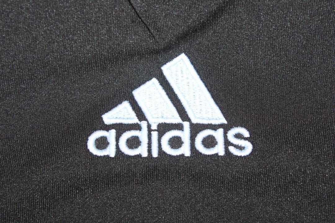 Real Madrid 2009/10 Away