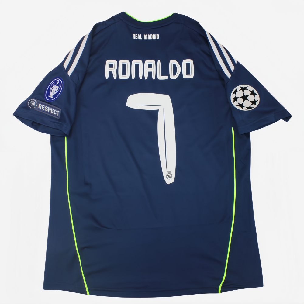 Real Madrid 2010/11 Away