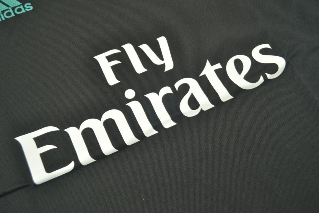 Real Madrid 2017/18 Away