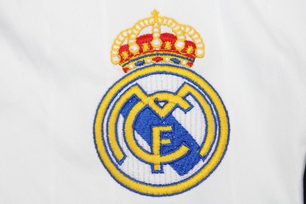 Real Madrid 2006/7 Home