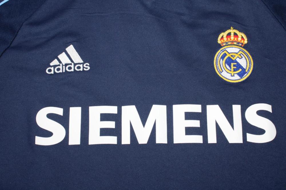 Real Madrid 2005/06 Away