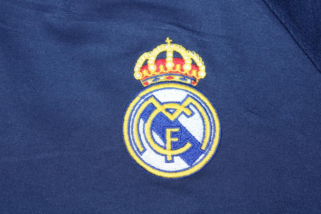 Real Madrid 2005/06 Away