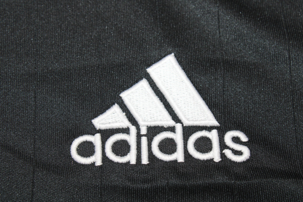 Real Madrid 2006/7 Away