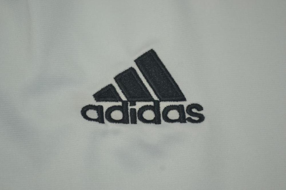 Real Madrid 2005/06 Home