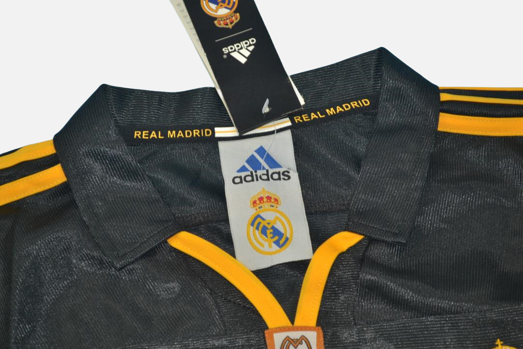 Real Madrid 1999/00 Away