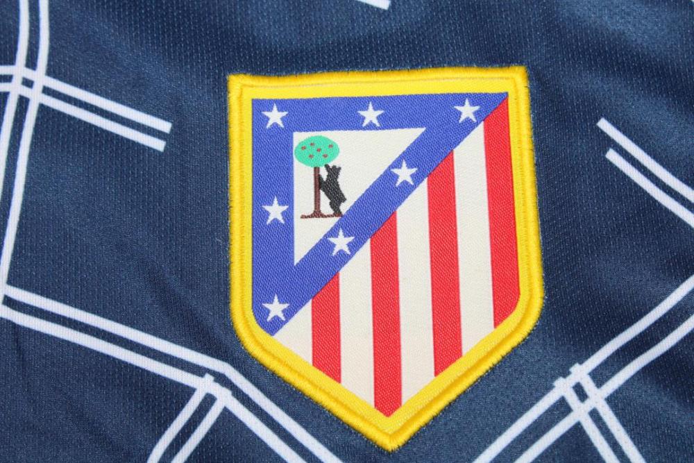 Atletico Madrid 2004/05 Away
