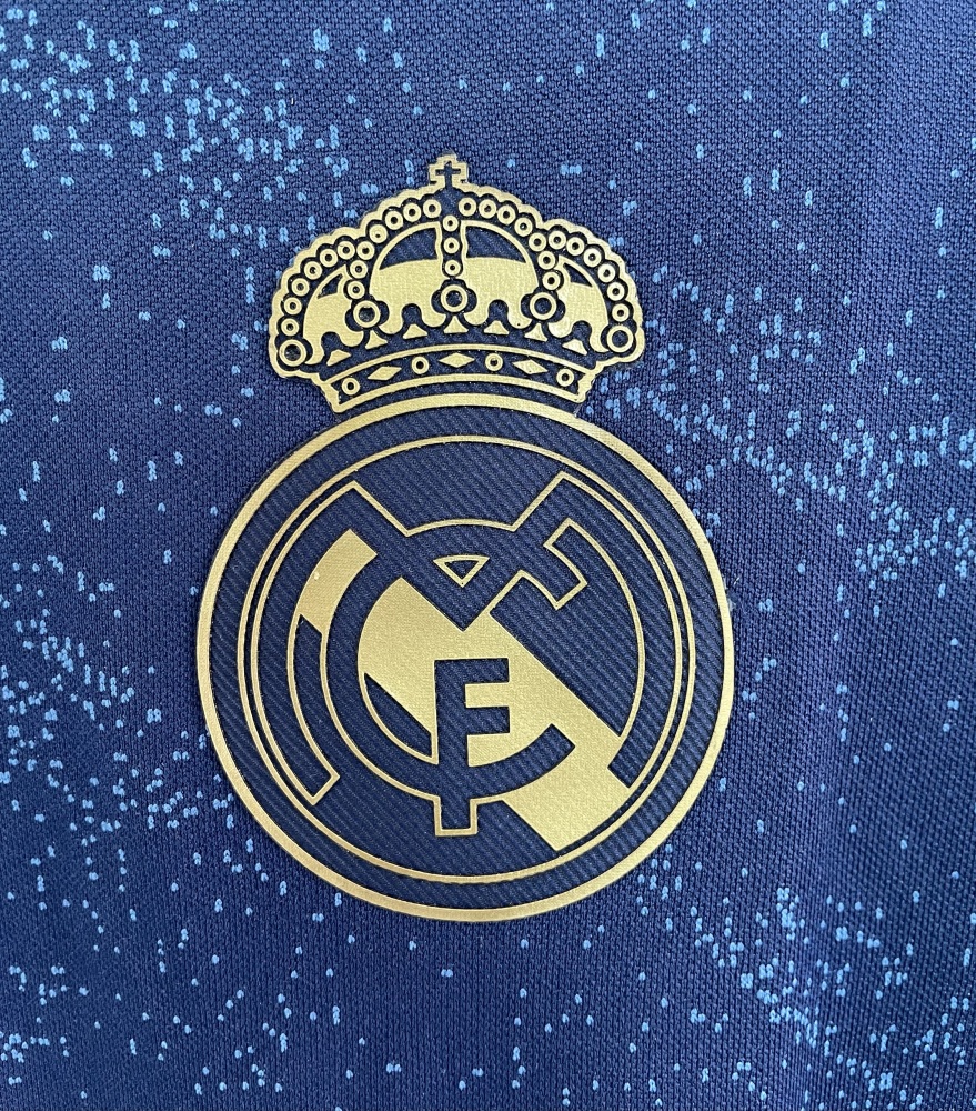 Real Madrid 2019/20 Away