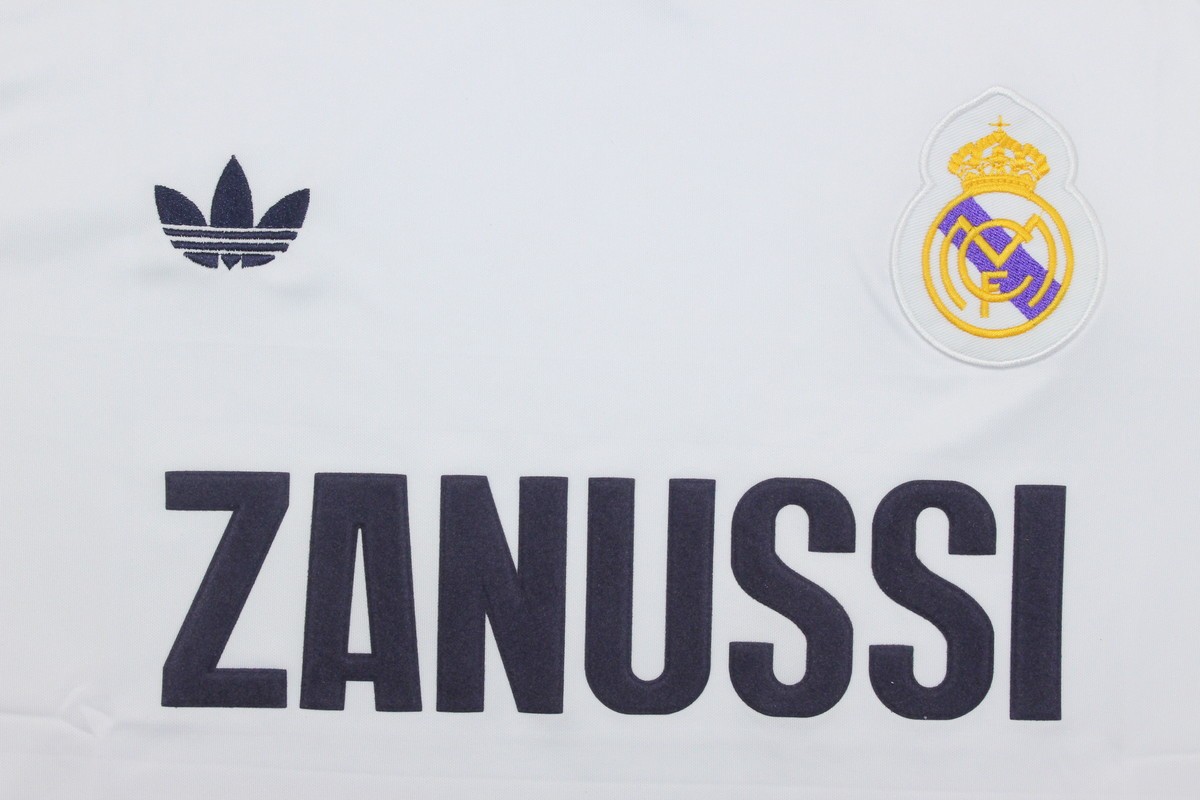 Real Madrid 1984/85 Home