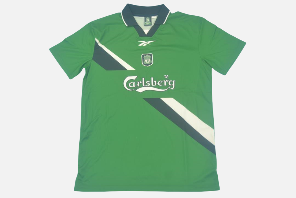Liverpool 1999/00 Away
