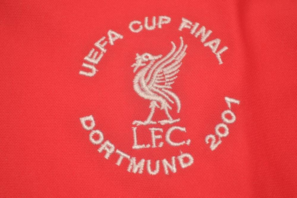 Liverpool 2000/01 Home