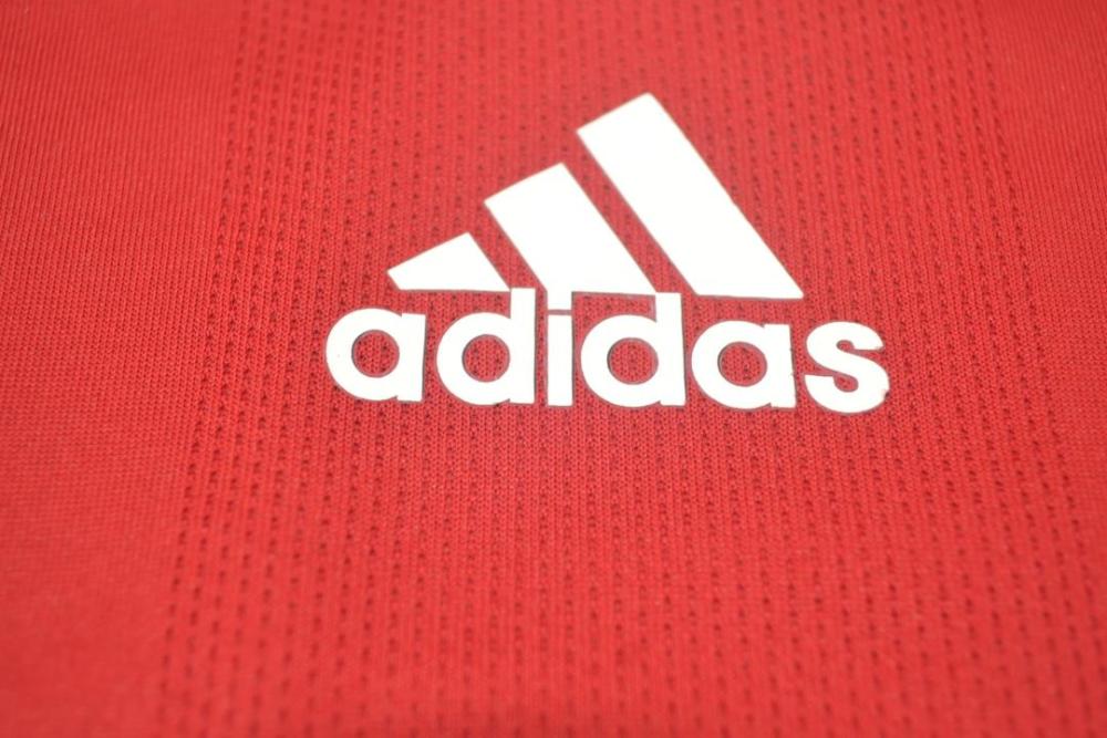 Liverpool 2008/10 Home