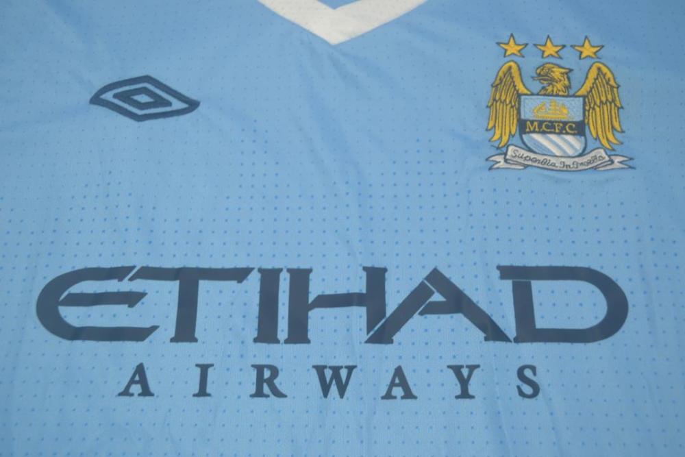 Manchester City 2011/12 Home