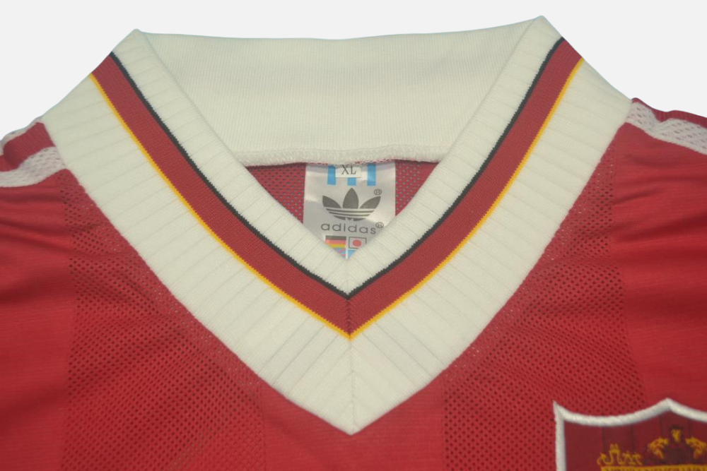 Liverpool 1995/96 Home