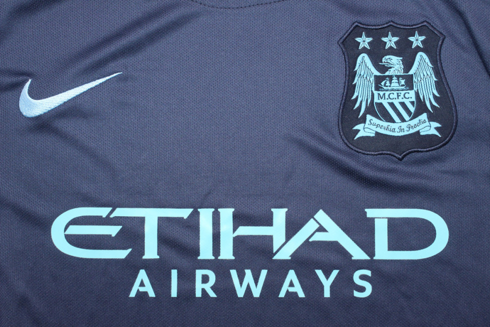 Manchester City 2015/16 Away