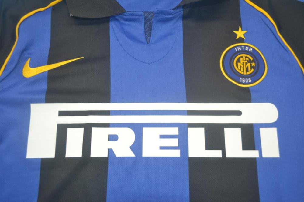 Inter 2001/02 Home