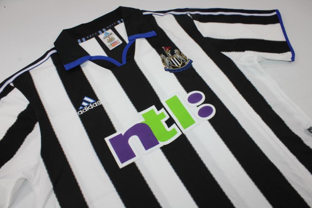 Newcastle United 2000/01 Home