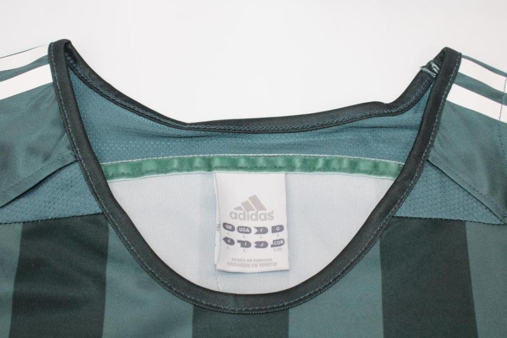 Newcastle United 2005/06 Away