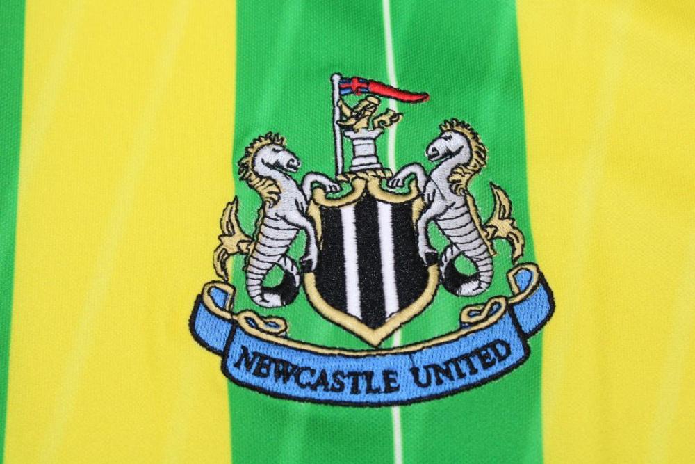 Newcastle United 1988/90 Away
