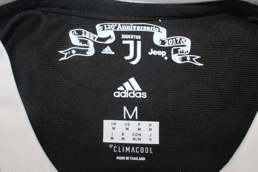 Juventus 2017/18 Anniversary Edition